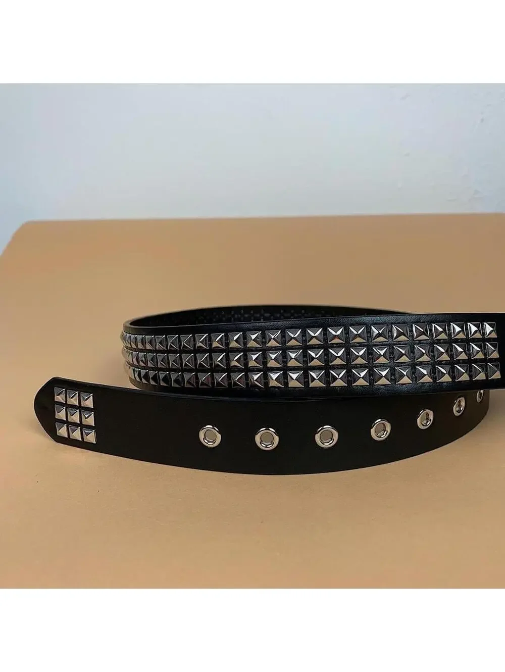 Vintage Y2K Black Punk Studded Diamond Belt
